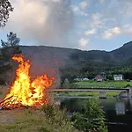 Fjordcamping Og Кемпинг